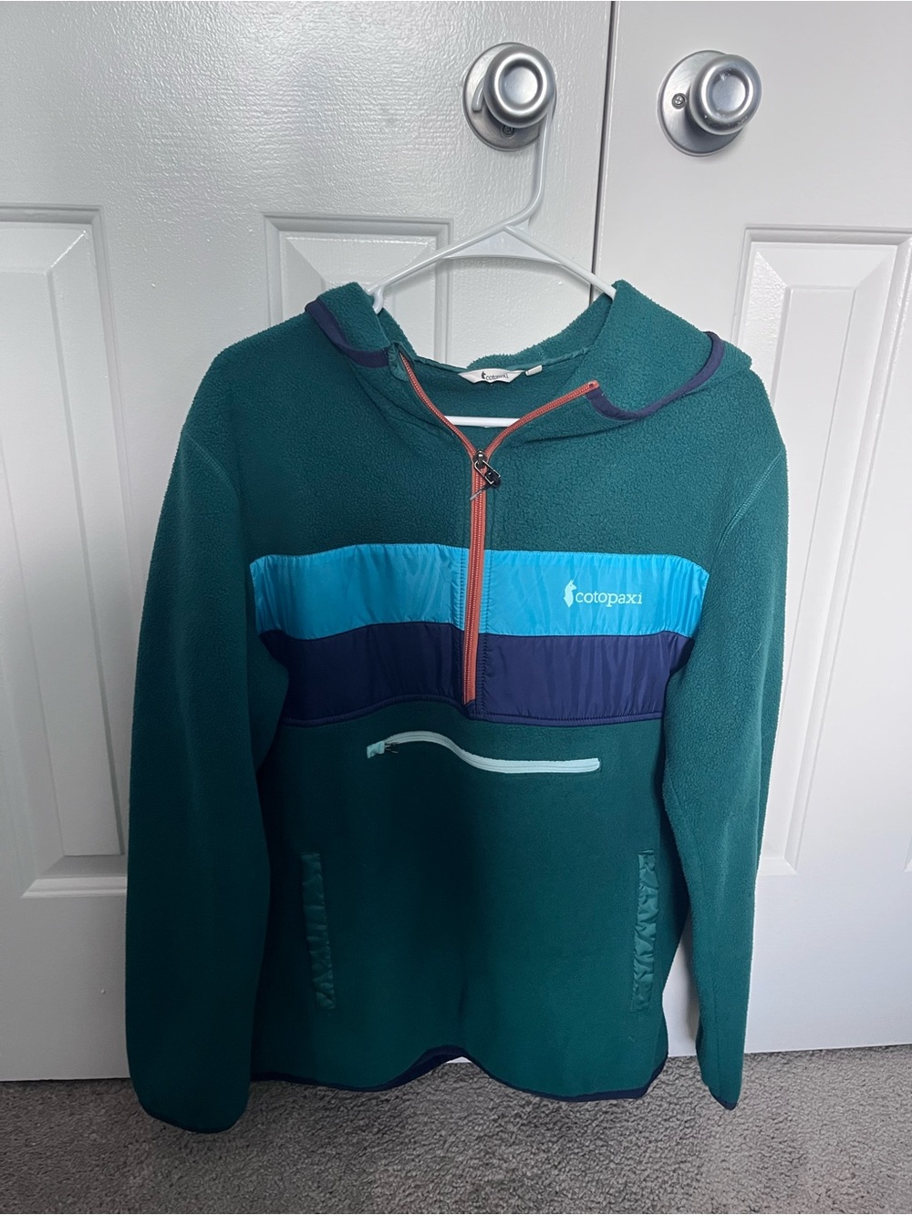 Green Cotopaxi Men’s Large Hooded 1/2 zip fleece pullover sweater jacket